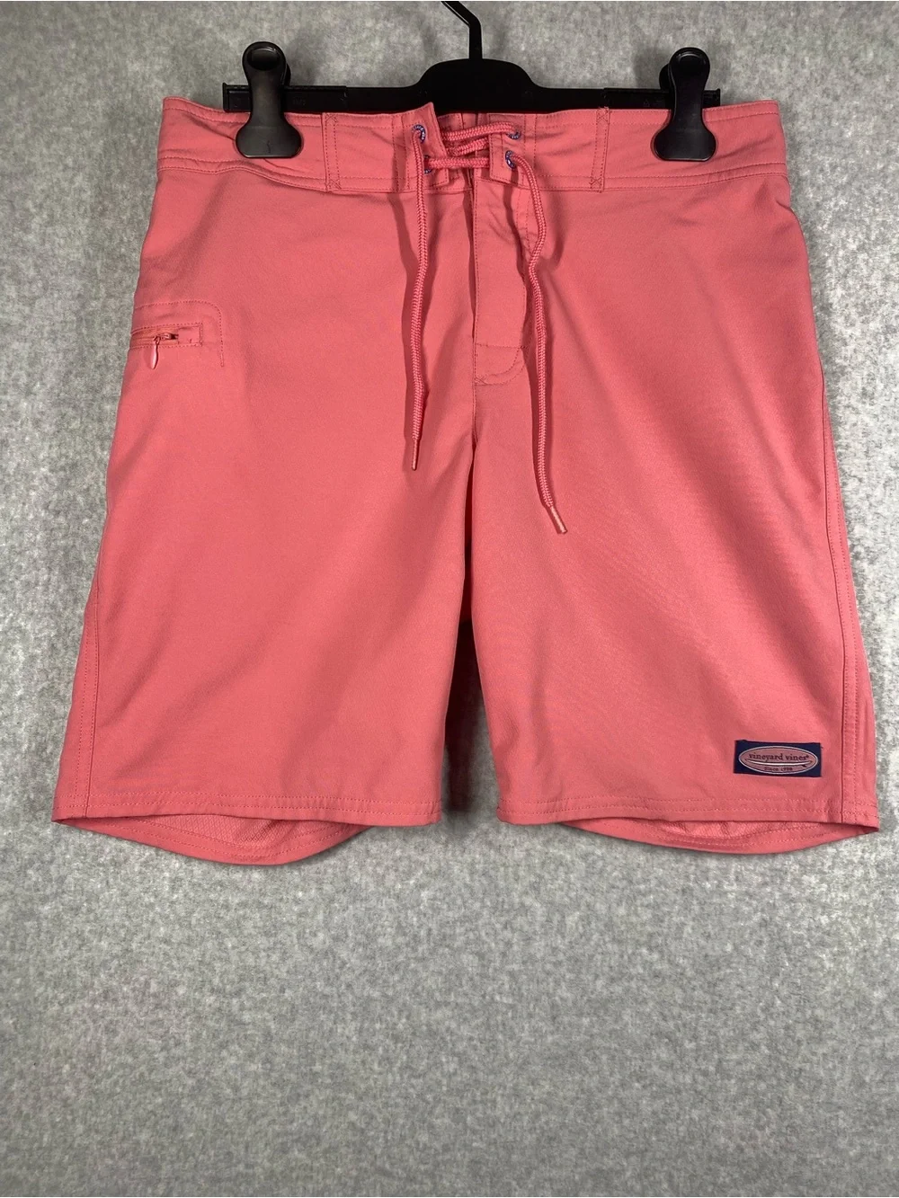 Vineyard Vines performance swim trunks shorts men’s size 30 Pink lightweight